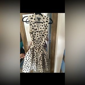 Jessica Howard white polka dot dress